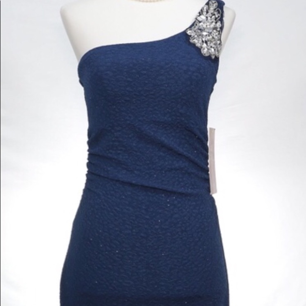 One-Shoulder Long Prom Dress/Emerald Sundae